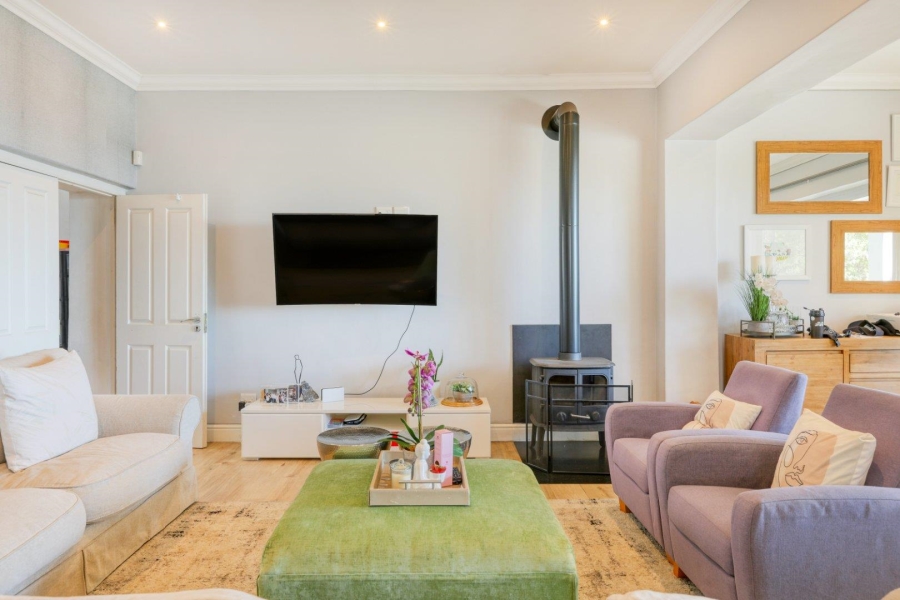 4 Bedroom Property for Sale in Oranjezicht Western Cape